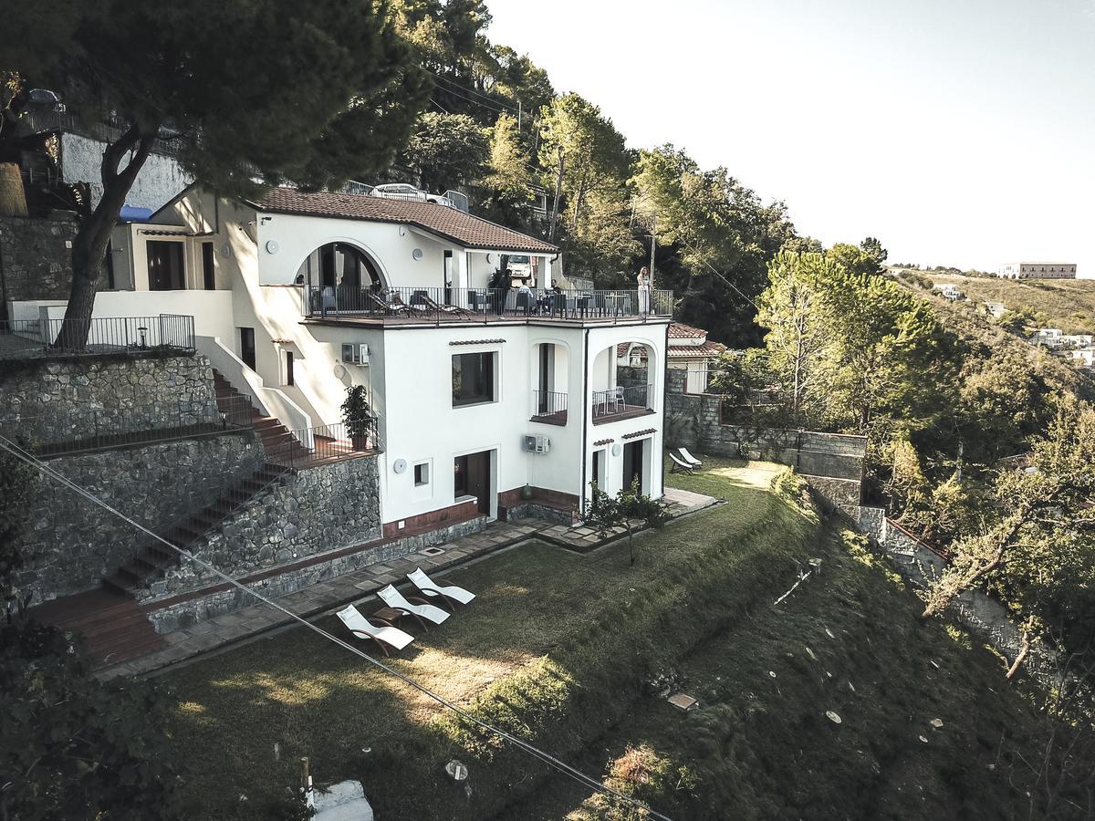 سان نيكولا أرسيلا Villa Crawford المظهر الخارجي الصورة