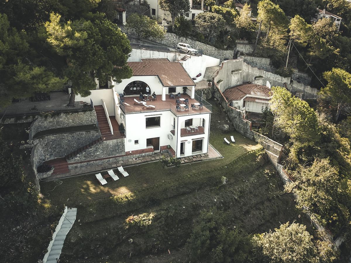 سان نيكولا أرسيلا Villa Crawford المظهر الخارجي الصورة