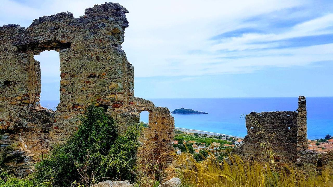 سان نيكولا أرسيلا Villa Crawford المظهر الخارجي الصورة